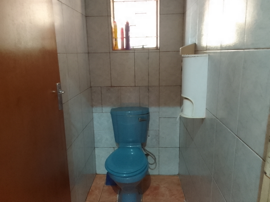 To Let 3 Bedroom Property for Rent in Geelhoutpark North West